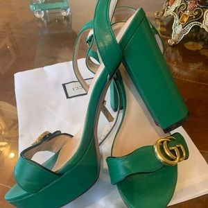 Gucci women’s block heel platform sandals Sz 40.0